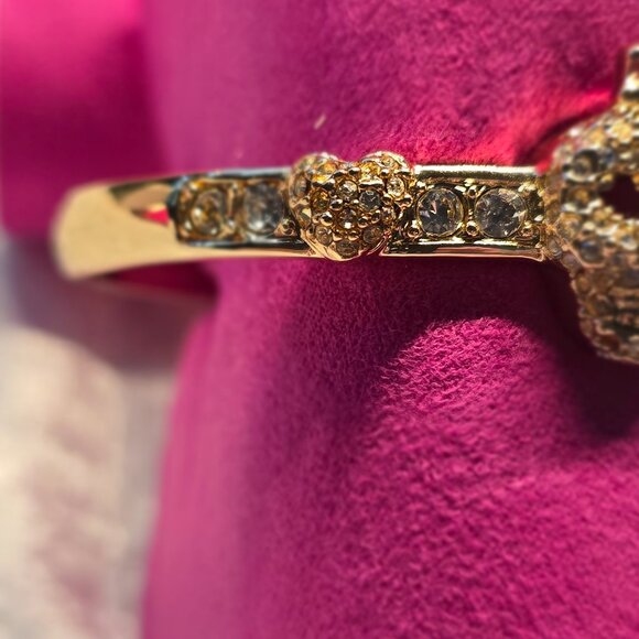 Betsey Johnson Bracelet - Picture 5 of 11